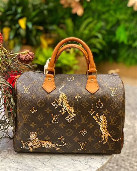 where to buy louis vuitton bags in japan|louis vuitton in department stores.